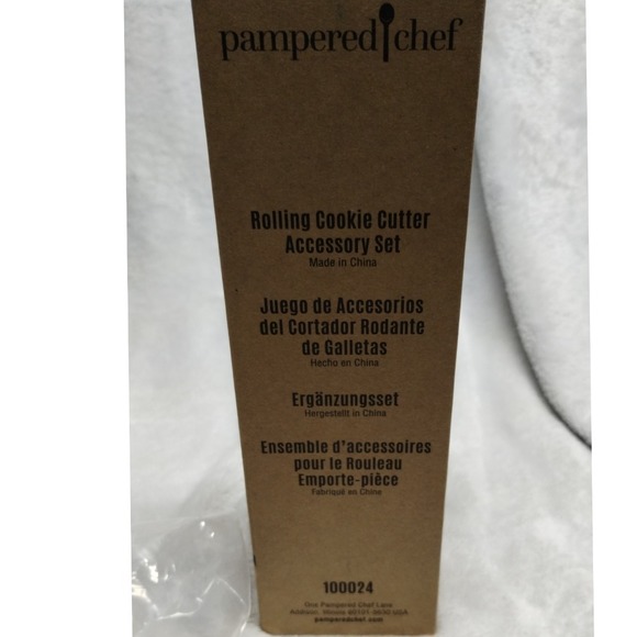 Pampered‎ Chef Rolling Cookie Cutter Accessory Set - New in Box - Picture 1 of 16
